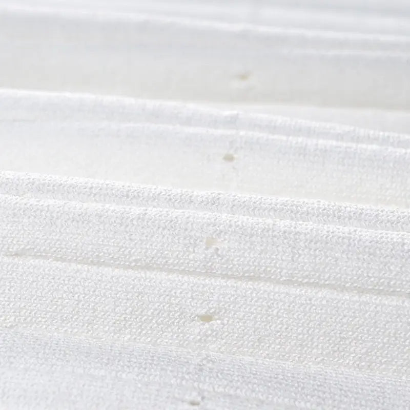 Vintage-Chic Damenkleid – Weiß mit blauen Akzenten & Knöpfen